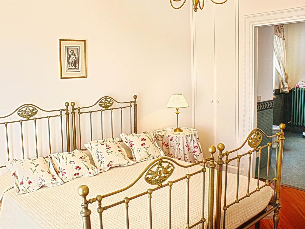 Villa Glicini Lamezia Terme Eksteriør bilde